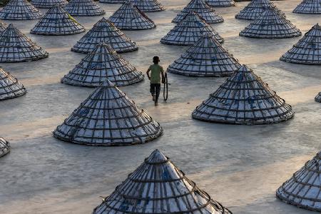 Boyhood in rice mill