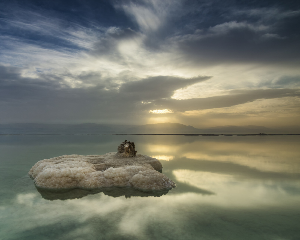 Morning at the Dead Sea von Azriel Yakubovitch