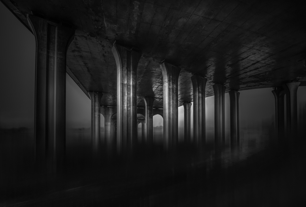 Under the bridge von baidongyun