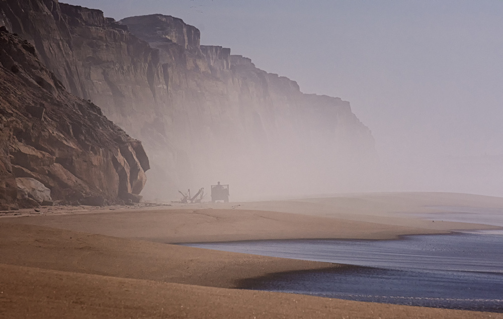 Mist on the beach von Bego Amare