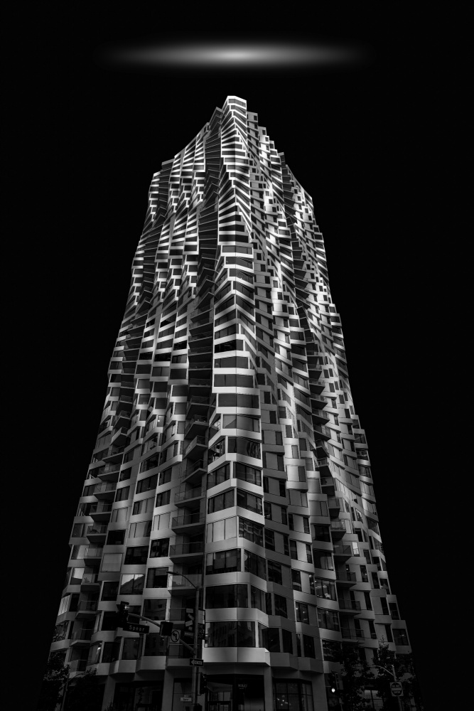 Twisting Tower von Bill Wang