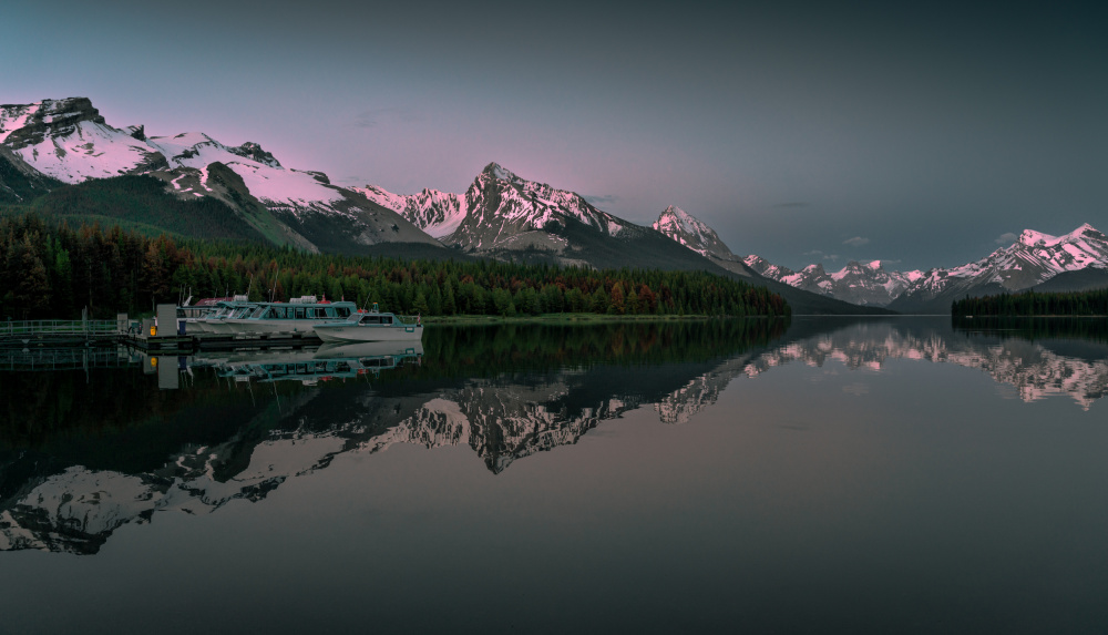 Maligne lake sunrise von Bing Li