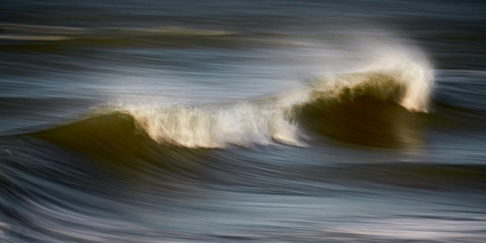 The elegance of a wave von Bodo Balzer