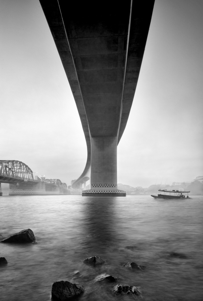 Chao PhayaRiver Reflection #012016 von boonlertro