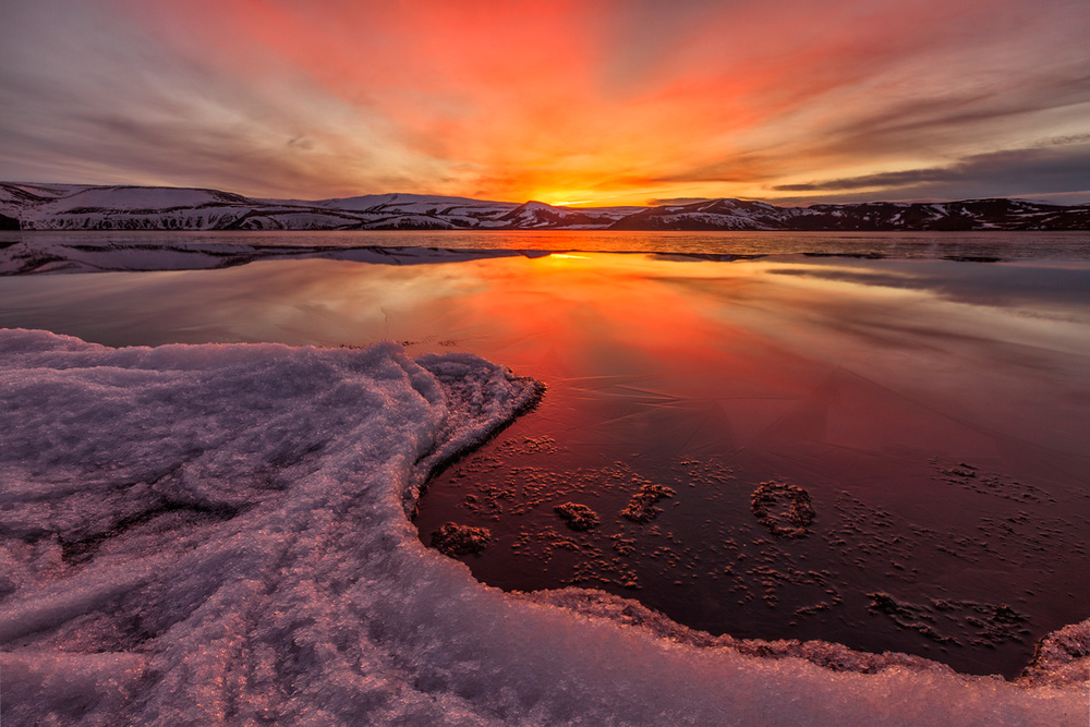 Dawn - In the memory of Dare Turnsek von Bragi Ingibergsson - BRIN