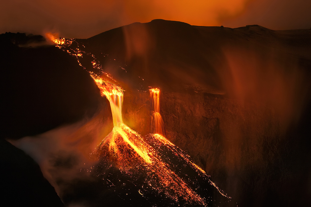 Lava Stream von Bragi Ingibergsson - BRIN