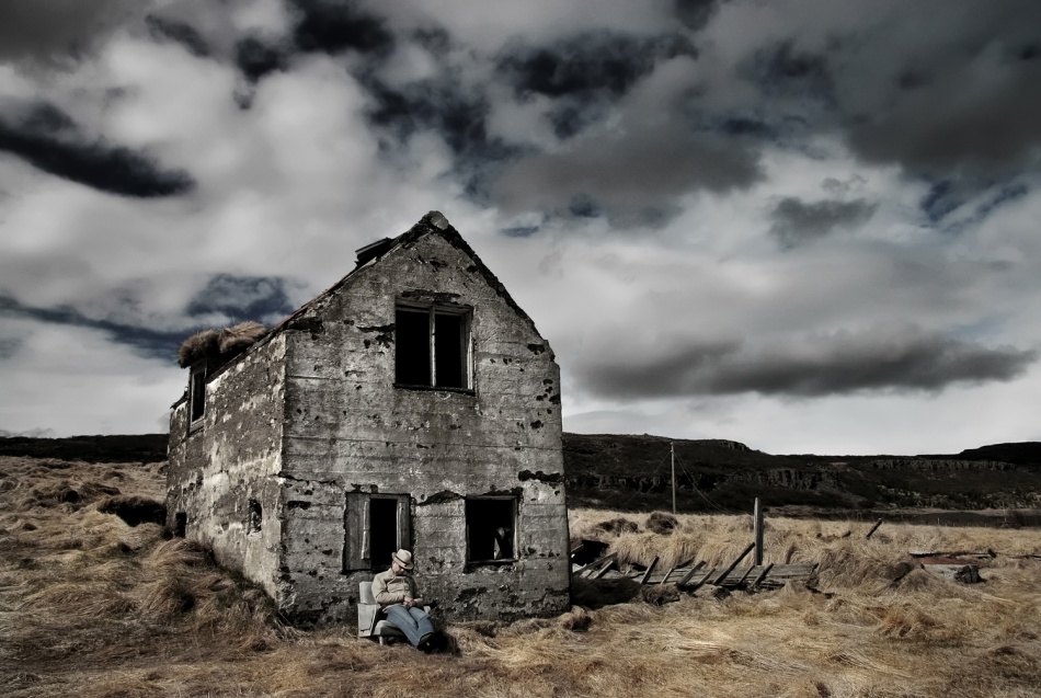 Far from the madding crowd von Bragi Ingibergsson - BRIN