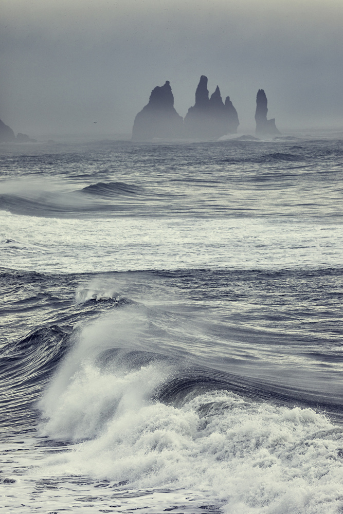 Reynisdrangar von Bragi Kort