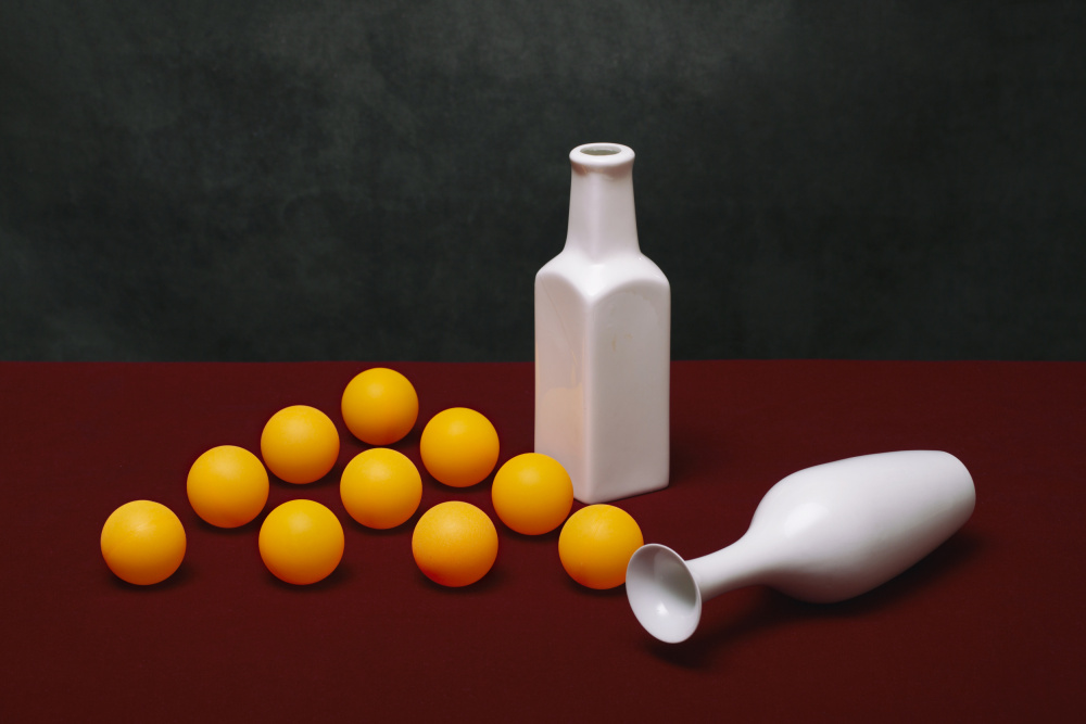 Very simple still life with balls von Brig Barkow