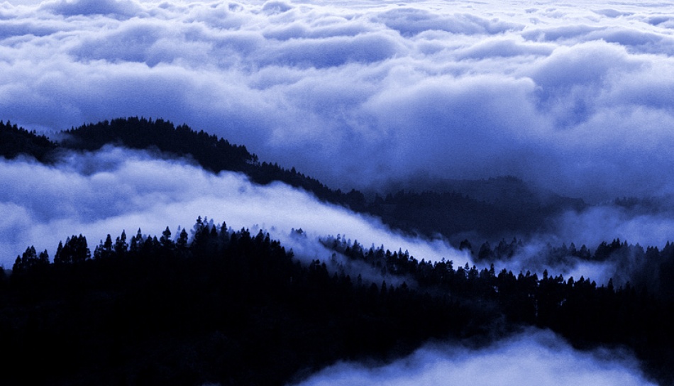 Blue clouds von Bror Johansson