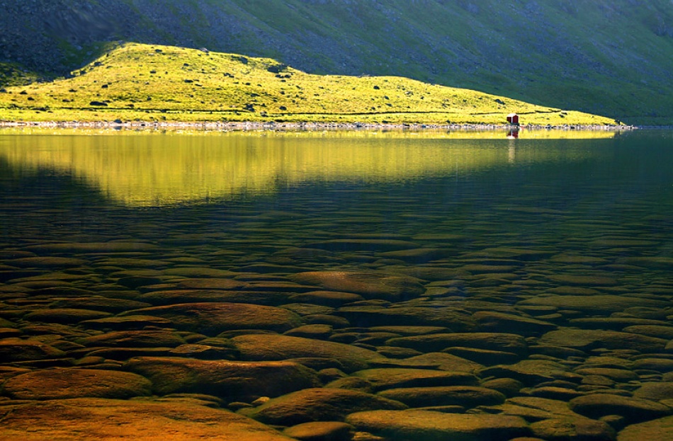 Shallow water von Bror Johansson