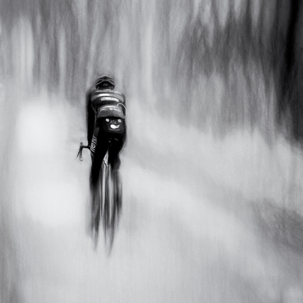 Lone Cyclist von Bruno Flour