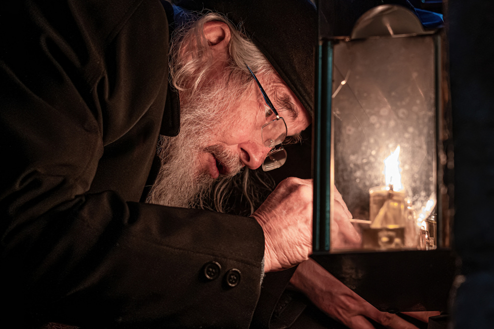 Hanukkah Candle von Bruno Lavi