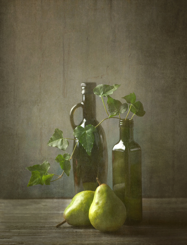 Pears and Bottles von Catherine W.