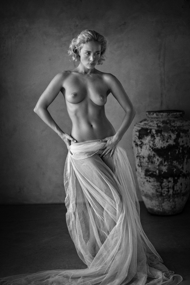 Goddess von Chris Bos