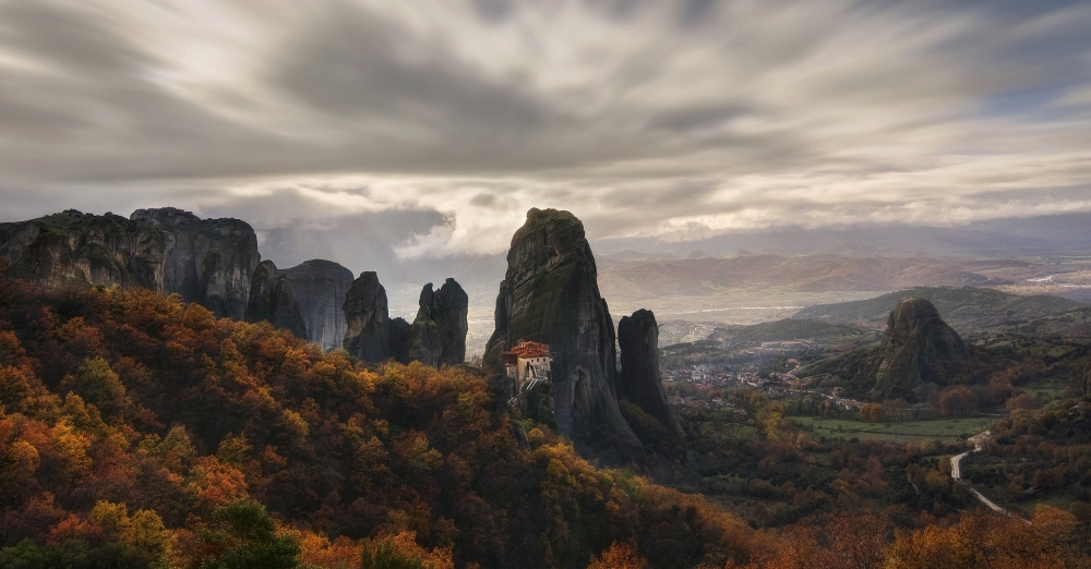 Meteora - The holy rocks von Chris Kaddas