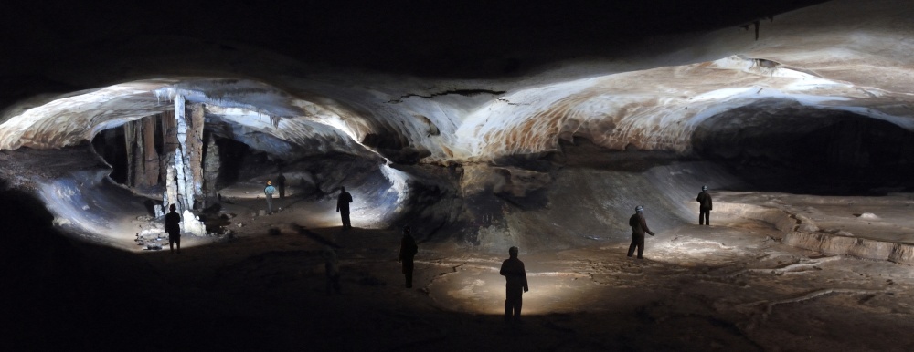 Caving Ghosts von Christian Roustan (Kikroune)