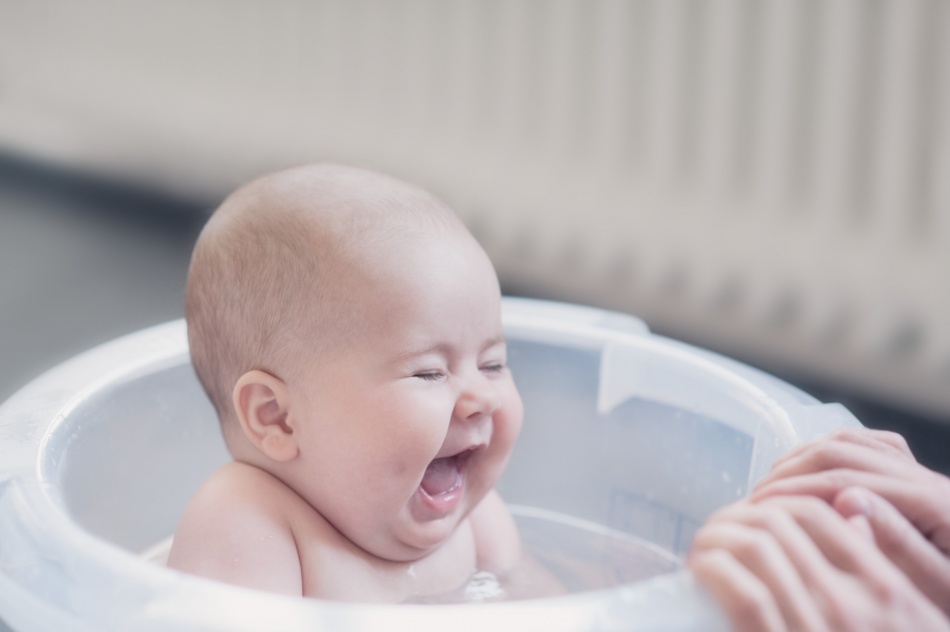 a babies laughter von Christoph Hessel