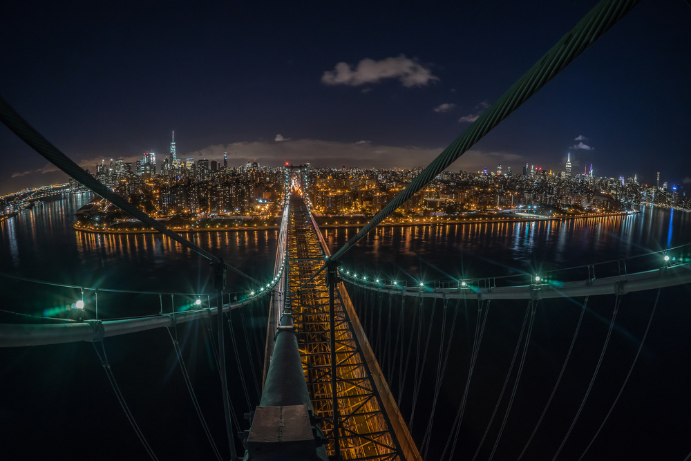 The Williamsburg Bridge von Christopher R. Veizaga