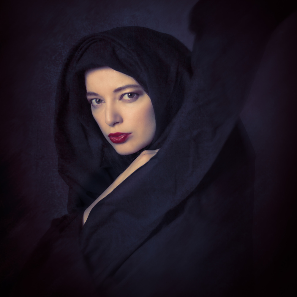 The Hooded Lady 1 von Colin Dixon