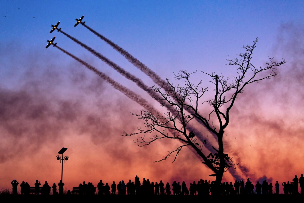 Airshow in Bucharest, Romania von Dan Mirica