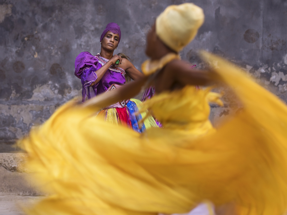 Dance to the end - Havana, Cuba von Dan Mirica