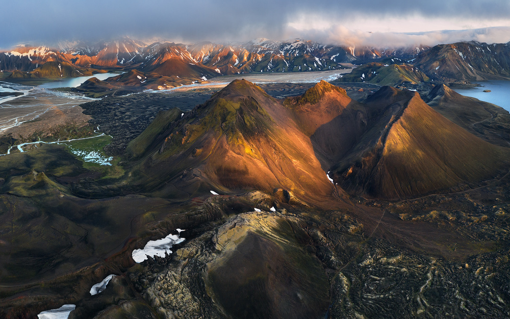 Stunning Views above Iceland von Daniel Gastager