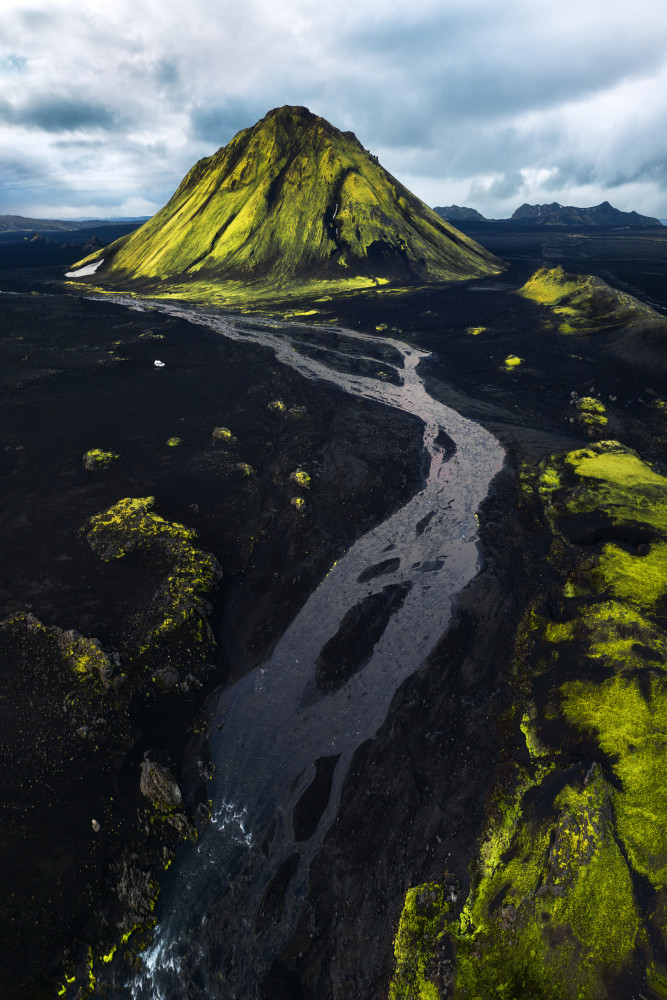 Amazing Contrast in the Icelandic Highlands von Daniel Gastager