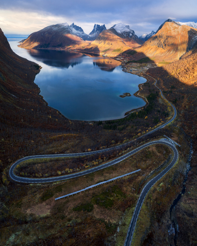 Senja - Golden Autumn Morning von Daniel Gastager