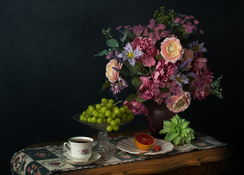 Grapefruit for Breakfast von Darlene Hewson