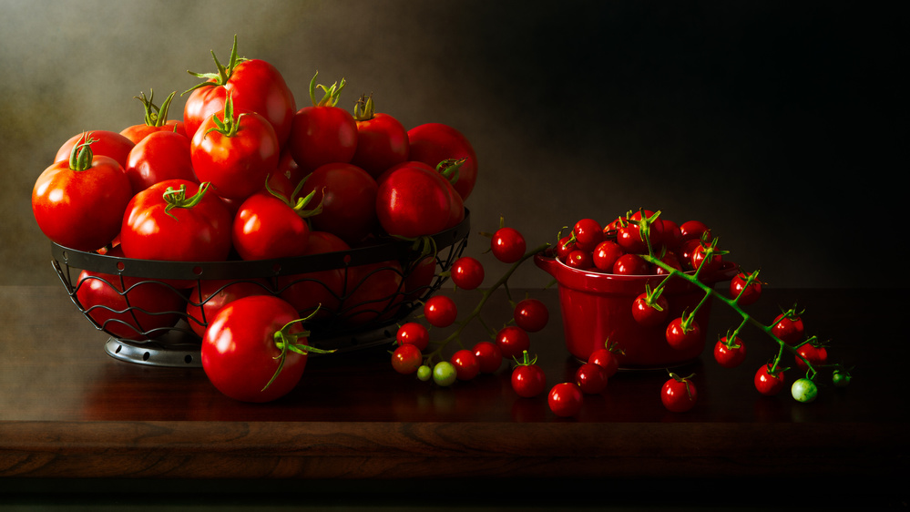 Too Many Tomatoes von Darlene Hewson