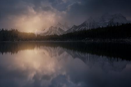 Herbert Lake, Canada