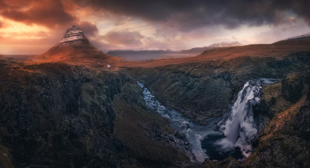 Kirkjufell, Iceland von David Martín Castán