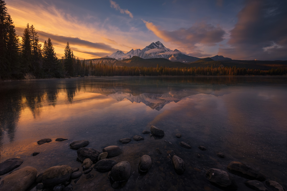 Pyramid Mountain, Canada von David Martín Castán