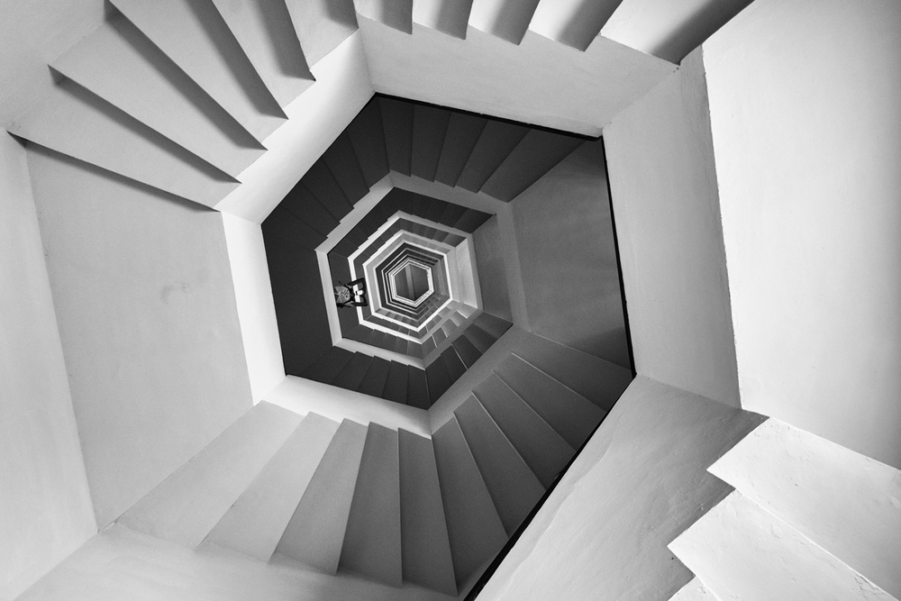 Illusive Geometry von Debarshi Mukherjee