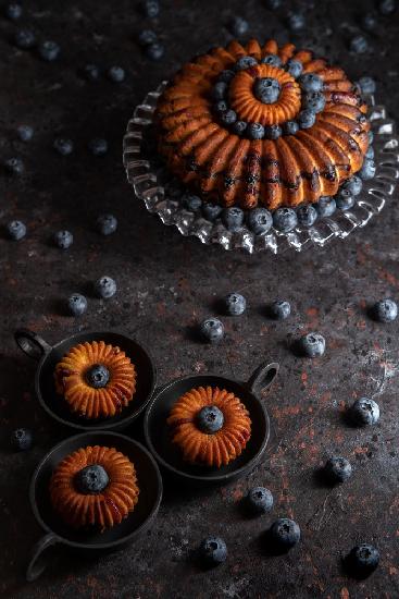 Blueberry bundt cake