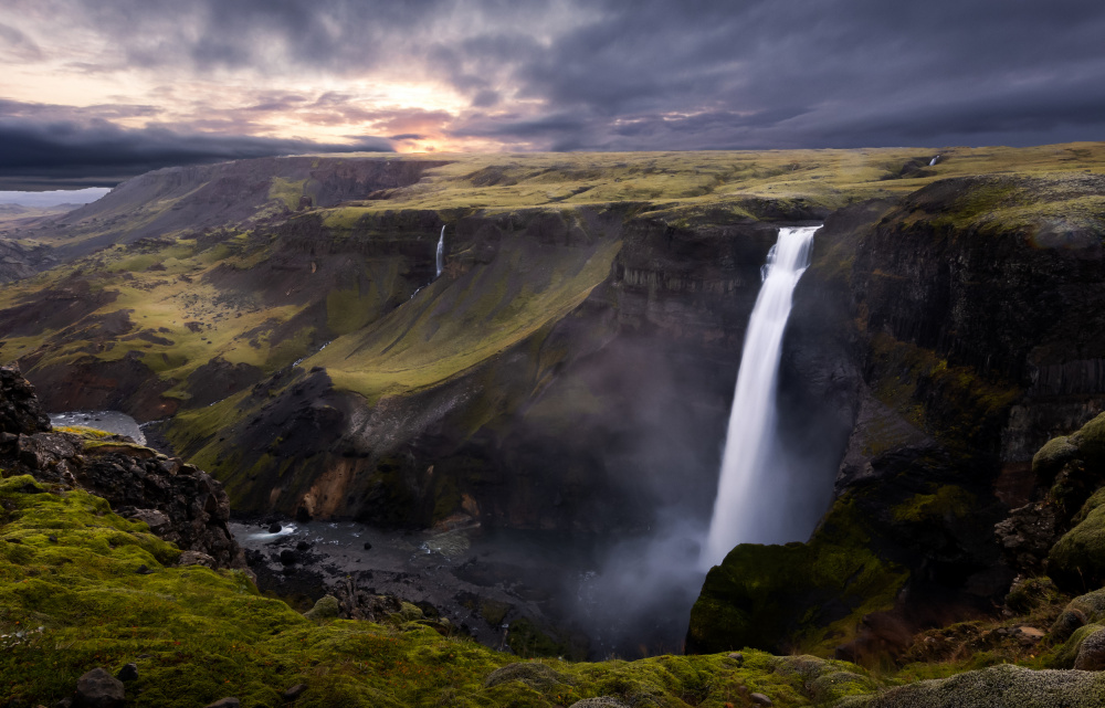 Waterfall von Dennis Zhang