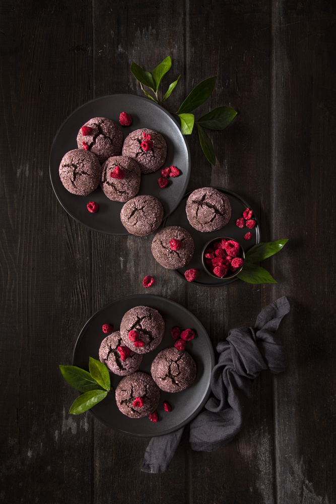 Raspberry chocolate crinkle cookies von Diana Popescu