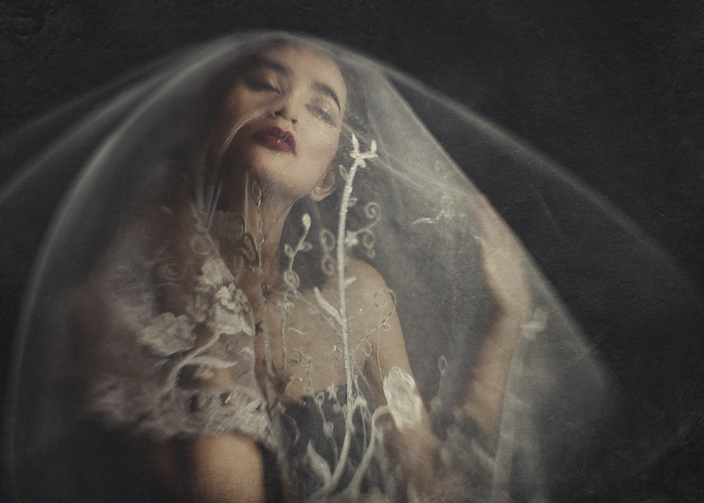 blushing bride von Djayent Abdillah