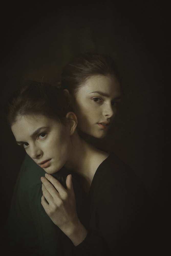 Naturalness.twins von Dmitry Fomenko