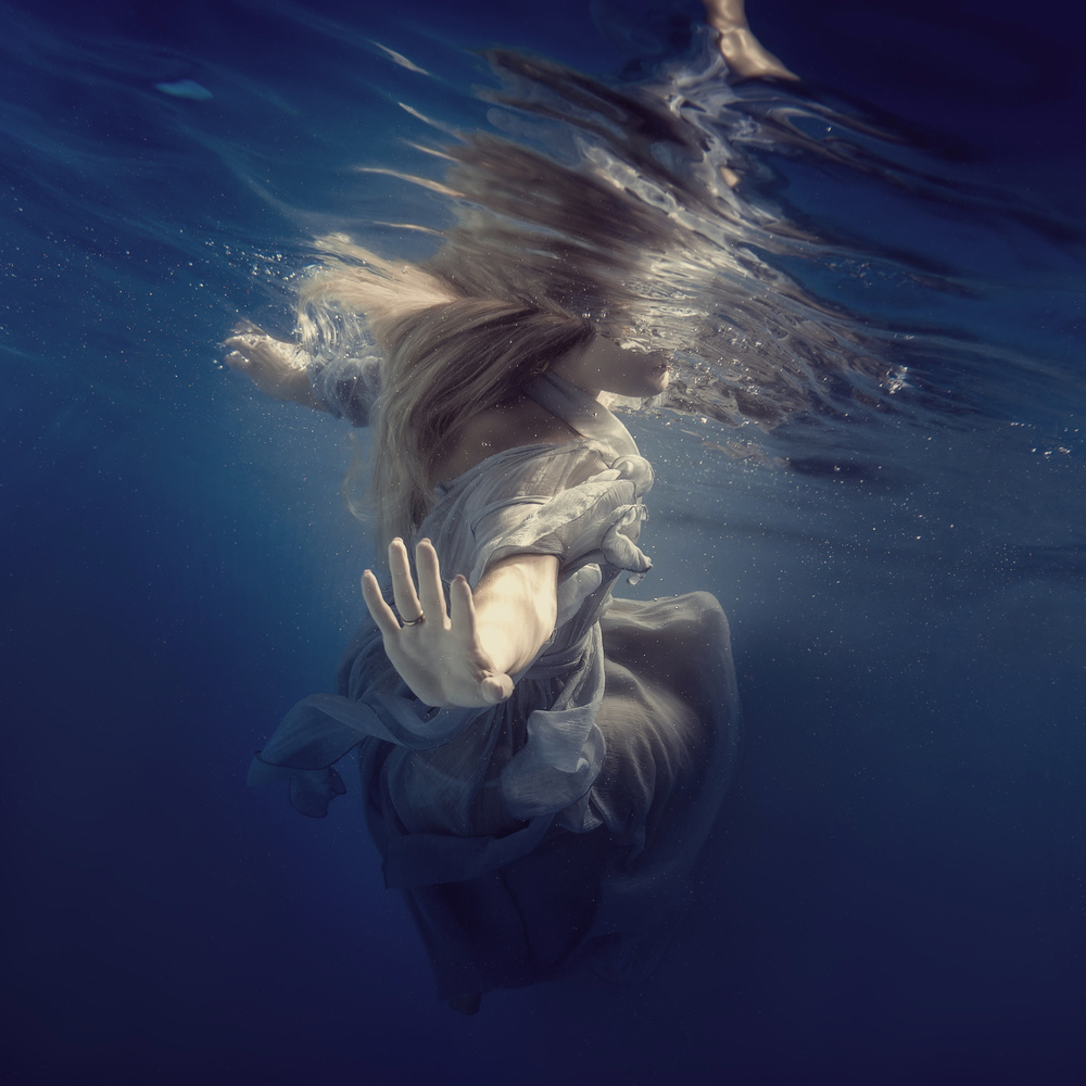 Dive into the blue von Dmitry Laudin