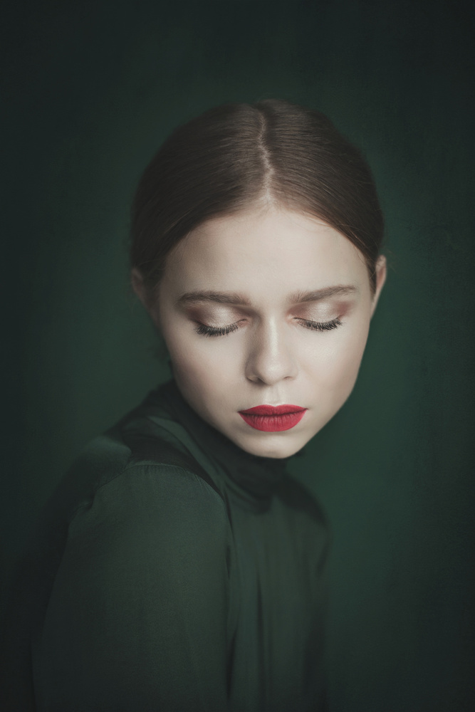 Portrait of redhead woman von Dorota Górecka