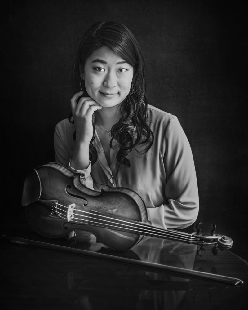 Female violinist von Eiji Yamamoto