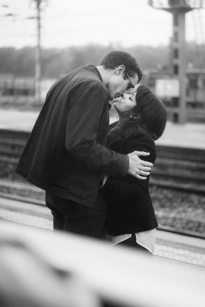 Kiss before departure von Eiji Yamamoto