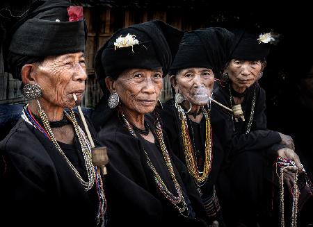 Akhu women at Wan Sai, Myanmar-8221