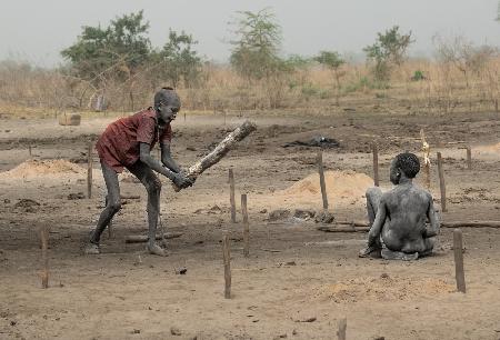 working at a mundari camp-2167