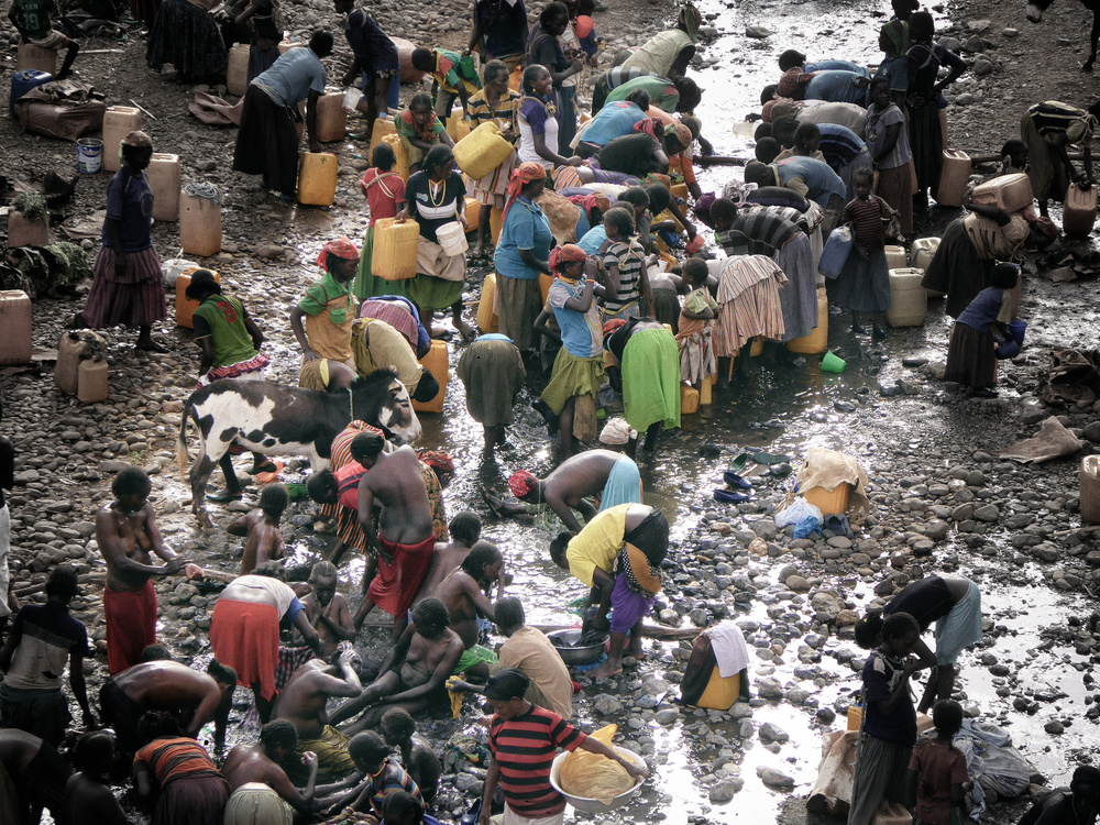 This is all we need: water (Southern Ethiopia) von Elena Molina