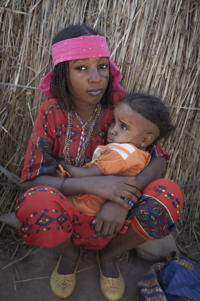 at a fulani village, in Faro Valley, Cameroon von Elena Molina