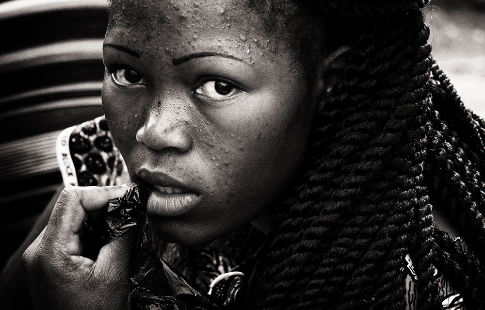 Young girl (Benin) von Elena Molina