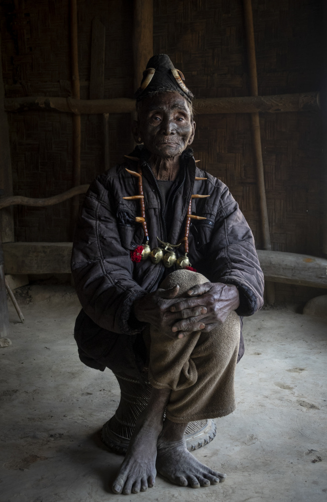 Konyak elder at Nagaland, India von Elena Molina